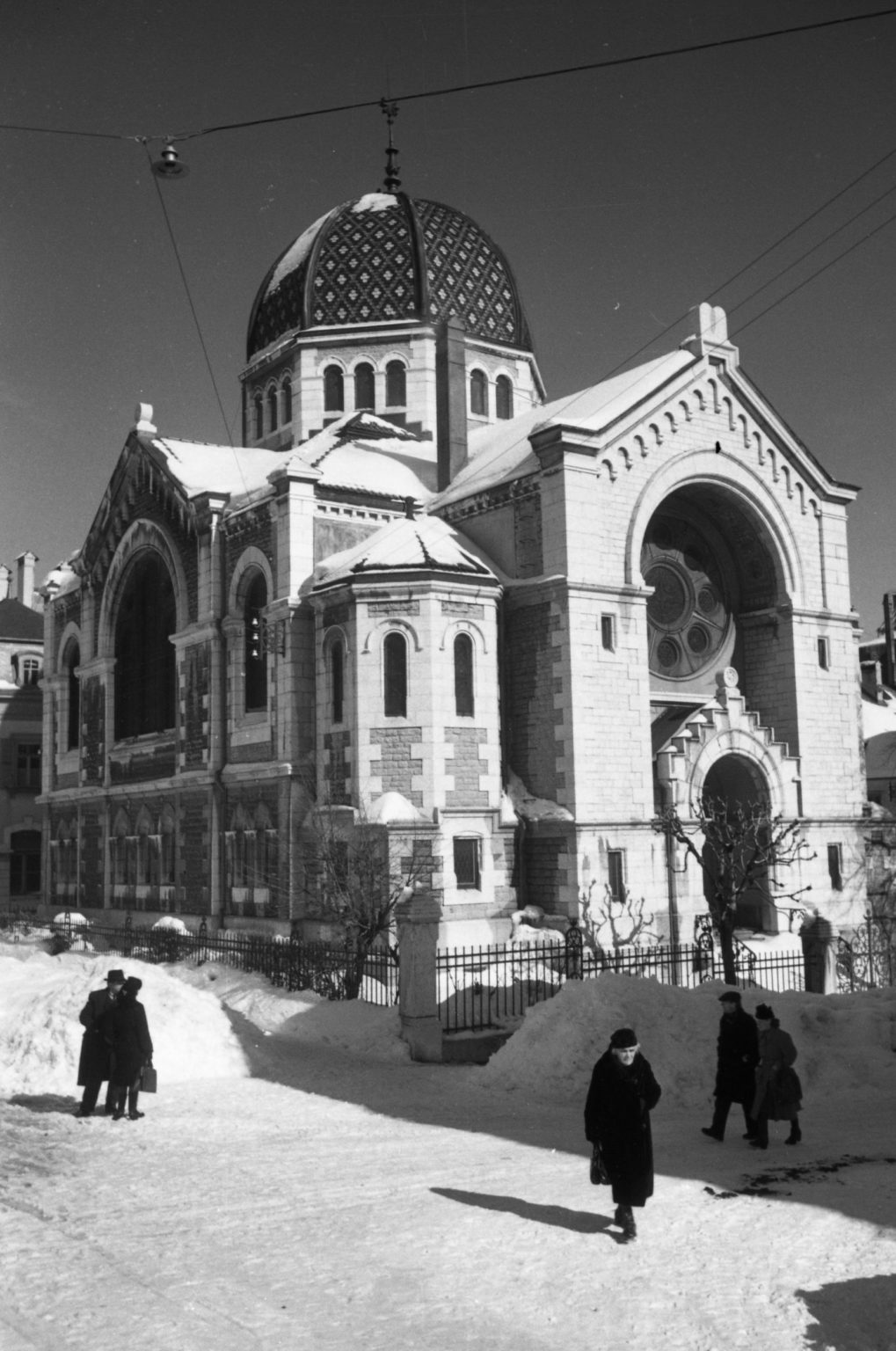 La Synagogue 1944 et 2023