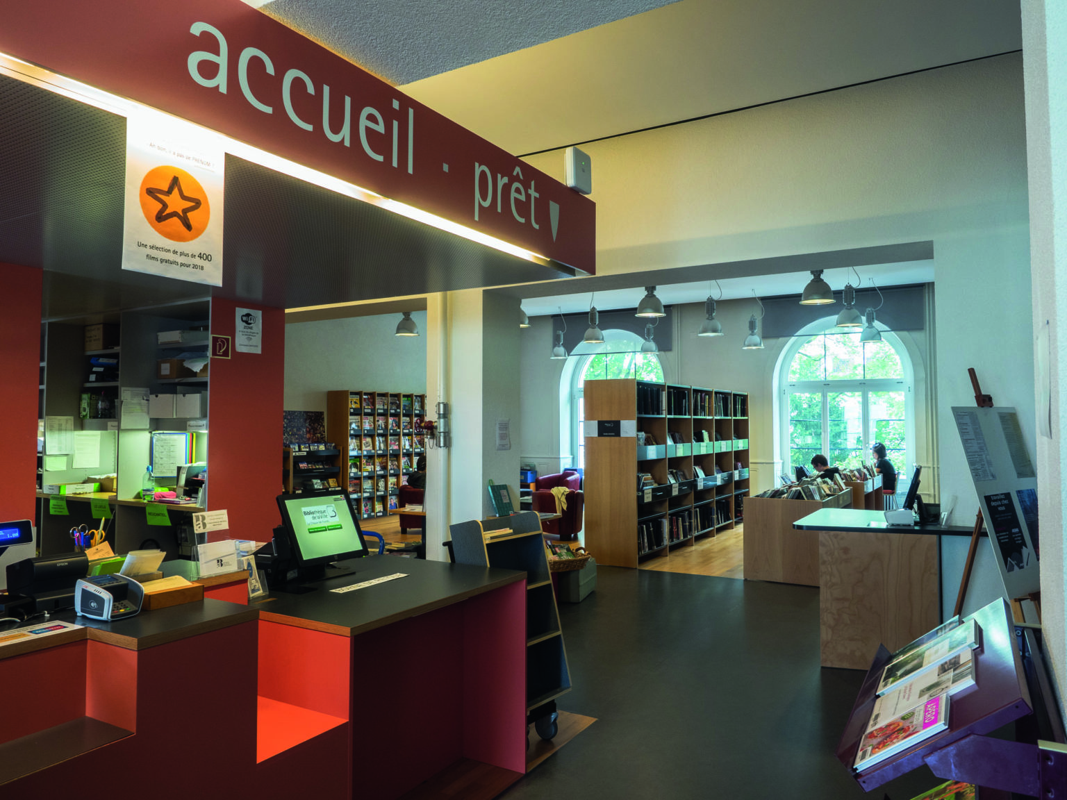 agent-e en information documentaire : un métier à découvrir